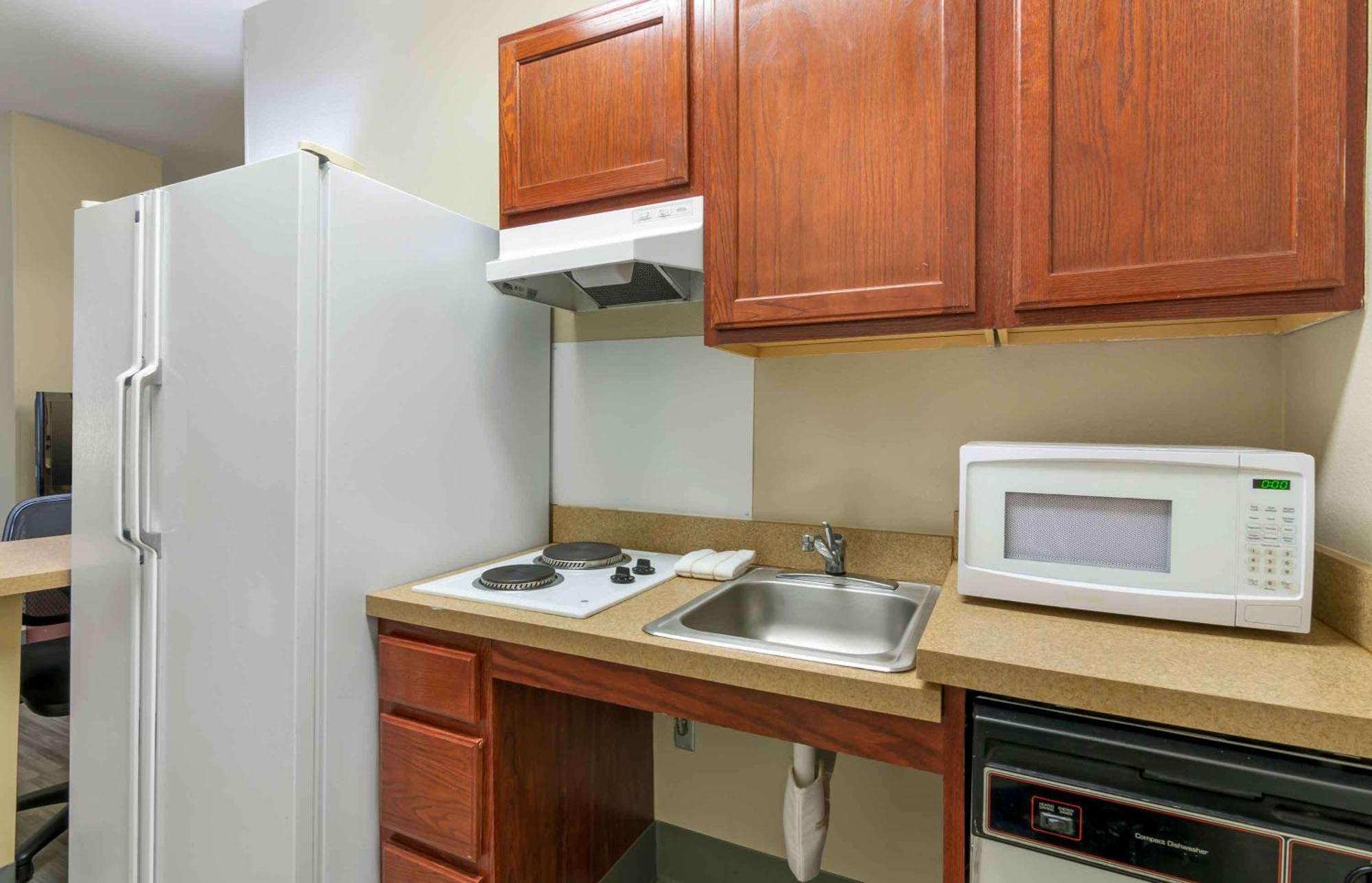 Extended Stay America Suites - Kansas City - Overland Park - Metcalf Ave Exterior foto